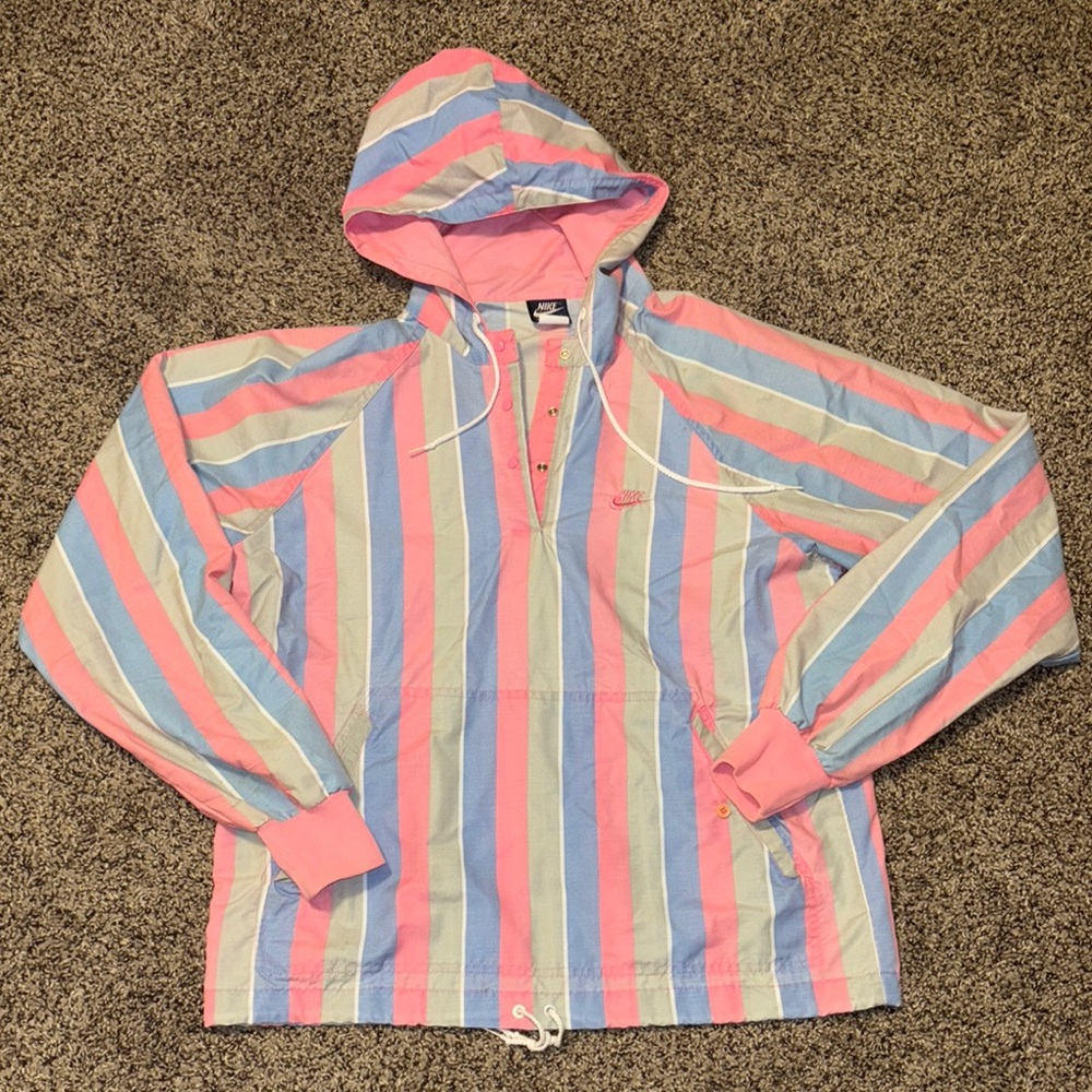 Nike windbreaker
